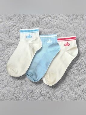 Alo 3 Piece Bundle - Low Cut Ankle Athletic Socks – Women’s Sport Quarter Socks